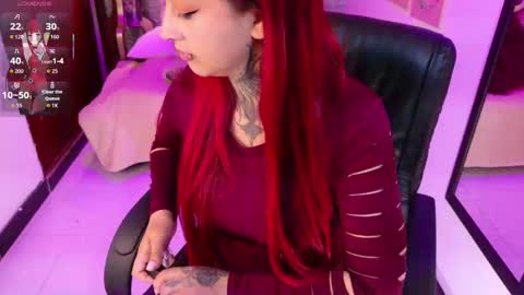 Snapshot of meghan_nill chatting on September 10, 2:55 am Meghan online show from September 10, 2:55 am