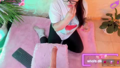 Snapshot of mei_millers chatting on February 8, 11:33 am MELISSA online show from February 8, 11:33 am