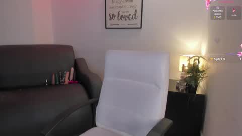 melan_owen online show from November 17, 11:22 am