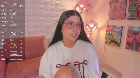 melaniegrayx online show from June 18, 2:55 pm