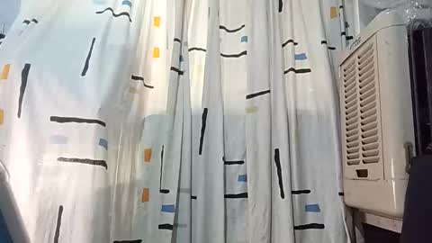 melaniehanzelnut online show from January 7, 6:11 pm