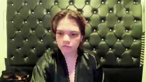 MelanyAnal  online show from November 22, 7:05 pm