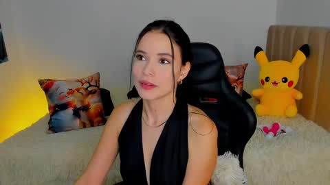 melanyrouse1 online show from January 8, 8:13 pm