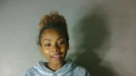 meliana98 online show from October 29, 6:21 pm