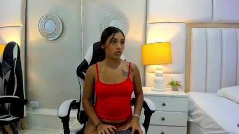 Snapshot of melisafoster chatting on October 21, 2:26 am Meli online show from October 21, 2:26 am