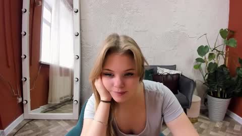 Sophia online show from November 5, 7:13 am