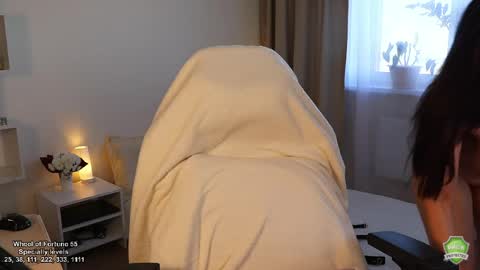 Hi Im Melissa  Check my Bio On vacation from November 26 to December 10   online show from April 10, 1:28 pm