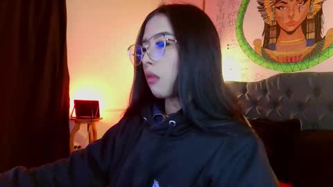 michell online show from December 20, 9:08 pm