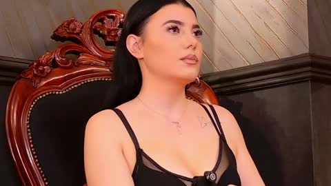 Melissa online show from April 19, 7:52 am