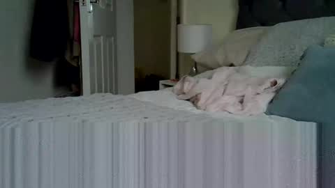 Melissa online show from November 24, 1:35 pm