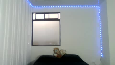 melissa_jhonns online show from October 6, 8:35 pm