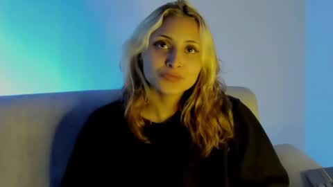 melissa_noir online show from March 25, 8:17 am