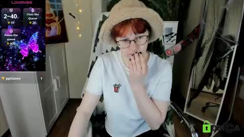 Melissa online show from November 1, 10:36 pm