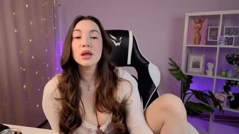 Melissa online show from February 20, 6:59 am