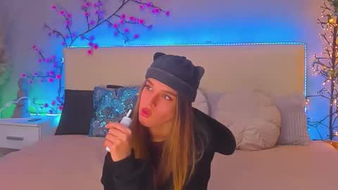 MelissaCrayzy online show from November 15, 1:12 pm