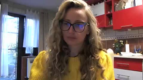 Melly online show from October 29, 7:56 am