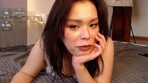 Snapshot of melmean chatting on December 30, 10:43 am Mel online show from December 30, 10:43 am
