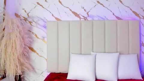 MELODDY PARKERR online show from March 9, 4:37 am