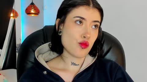 MELODY online show from January 3, 7:29 pm