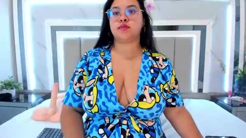 melodycharlotte online show from September 18, 11:20 am