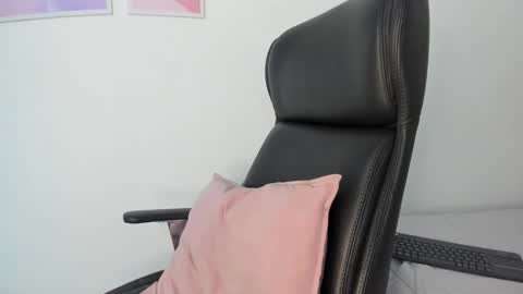 Melody winx online show from January 10, 8:24 pm