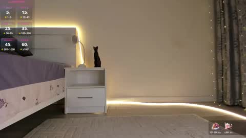 Ami online show from October 20, 6:44 pm