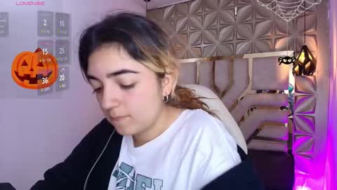    online show from October 31, 8:13 pm