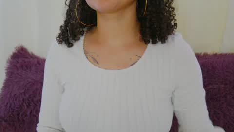 Merida Bell online show from January 1, 3:56 am