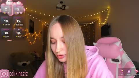 Sara online show from January 18, 2:02 pm