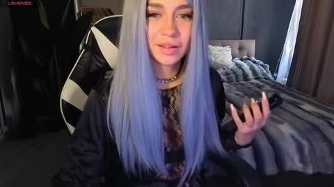 vollmond online show from January 17, 7:05 am