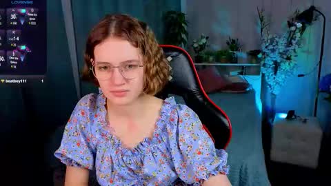 mia__mooore online show from February 26, 1:32 pm