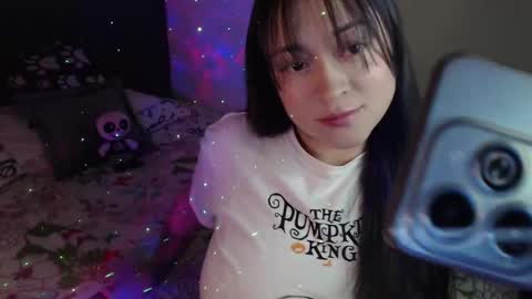 Snapshot of mia_adams_red chatting on January 24, 2:07 am mia online show from January 24, 2:07 am