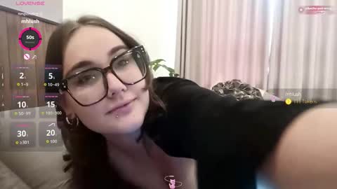 mia_boone online show from December 20, 5:00 am