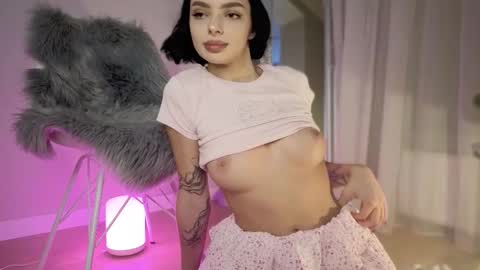 Mia Cupcake online show from November 22, 6:43 pm