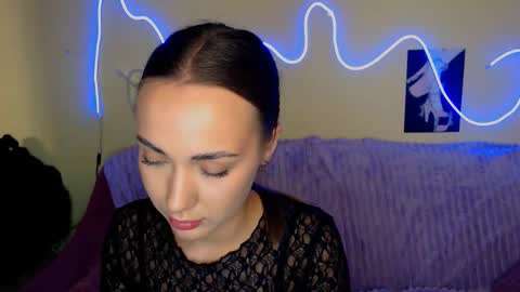 mia_cutie77 online show from September 18, 10:25 am