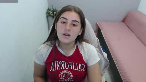 Snapshot of mia_diaz1 chatting on September 12, 2:02 pm Mia online show from September 12, 2:02 pm