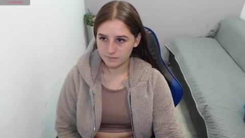 Snapshot of mia_diaz1 chatting on October 14, 1:35 pm Mia online show from October 14, 1:35 pm