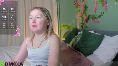 Mia online show from October 7, 7:57 am