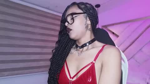 Mia online show from February 18, 3:05 am