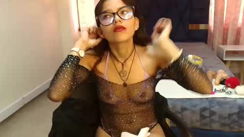 Snapshot of mia_holly__ chatting on October 18, 7:48 pm MIA HOLLY online show from October 18, 7:48 pm