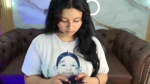 Snapshot of mia_hot_tf chatting on September 17, 8:40 pm Mia online show from September 17, 8:40 pm