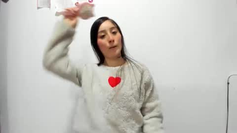 Snapshot of mia_kanee chatting on February 23, 10:05 pm mia kaneee online show from February 23, 10:05 pm