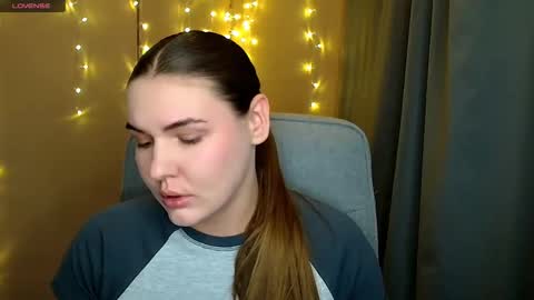 mia_lemm online show from November 6, 11:16 am