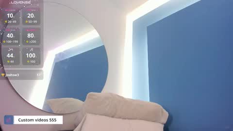 mia_lombana online show from December 17, 9:41 pm