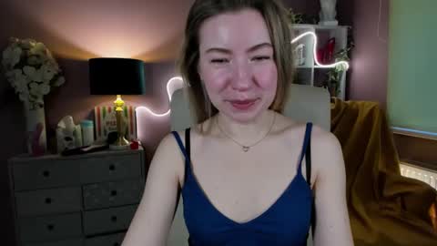 Mia online show from January 30, 7:39 am