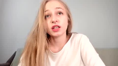 Mia here Appreciate your support online show from May 21, 9:29 am