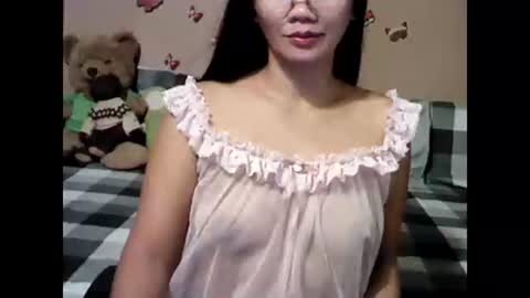 mia_rein online show from January 14, 1:06 pm