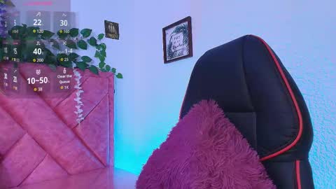 Mia Roosse  online show from November 24, 7:05 pm