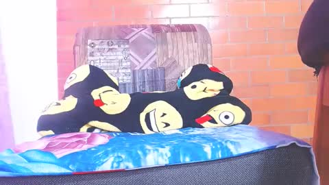 Snapshot of mia_saint20 chatting on December 10, 10:26 pm Cintia Rodriguez online show from December 10, 10:26 pm