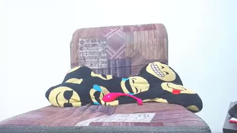 Snapshot of mia_saint20 chatting on March 11, 1:37 am Cintia Rodriguez online show from March 11, 1:37 am